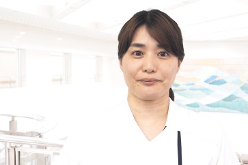 感染管理認定看護師：鶴原　寛子