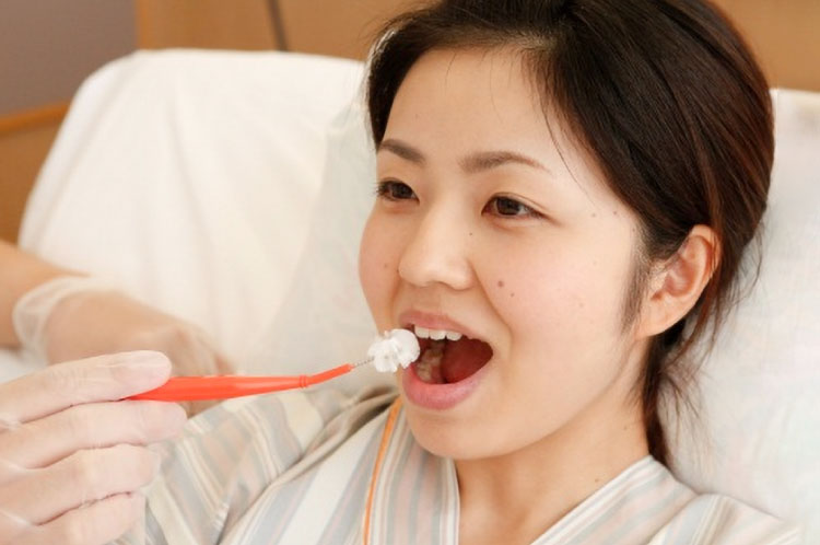 間接的嚥下訓練